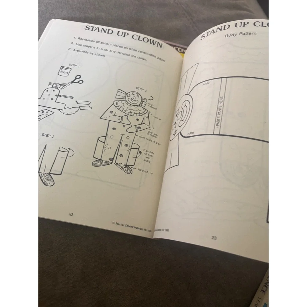 Vintage 1986 Teacher Created Materials Paper Sculpture Plate Cup Art Books K-4